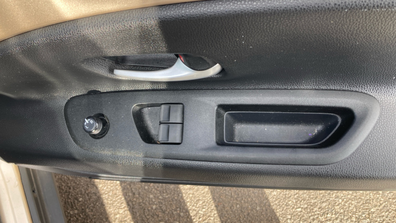 Toyota Aygo X 1.0 VVT-i Edge 5dr Auto [Parking] Petrol Hatchback